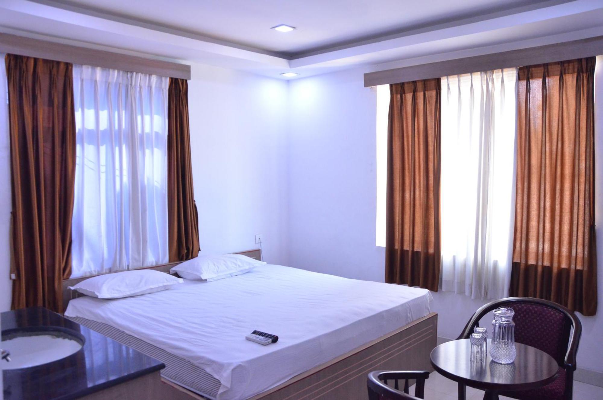 Golden Grand By Xury Hotels Tiruchchendūr Zewnętrze zdjęcie
